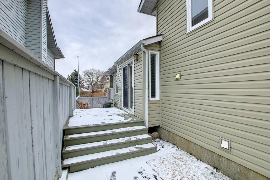 LOVELY 6BDR HOME, 3BTHS, AC, SLEEPS 12, MINS TO DT
