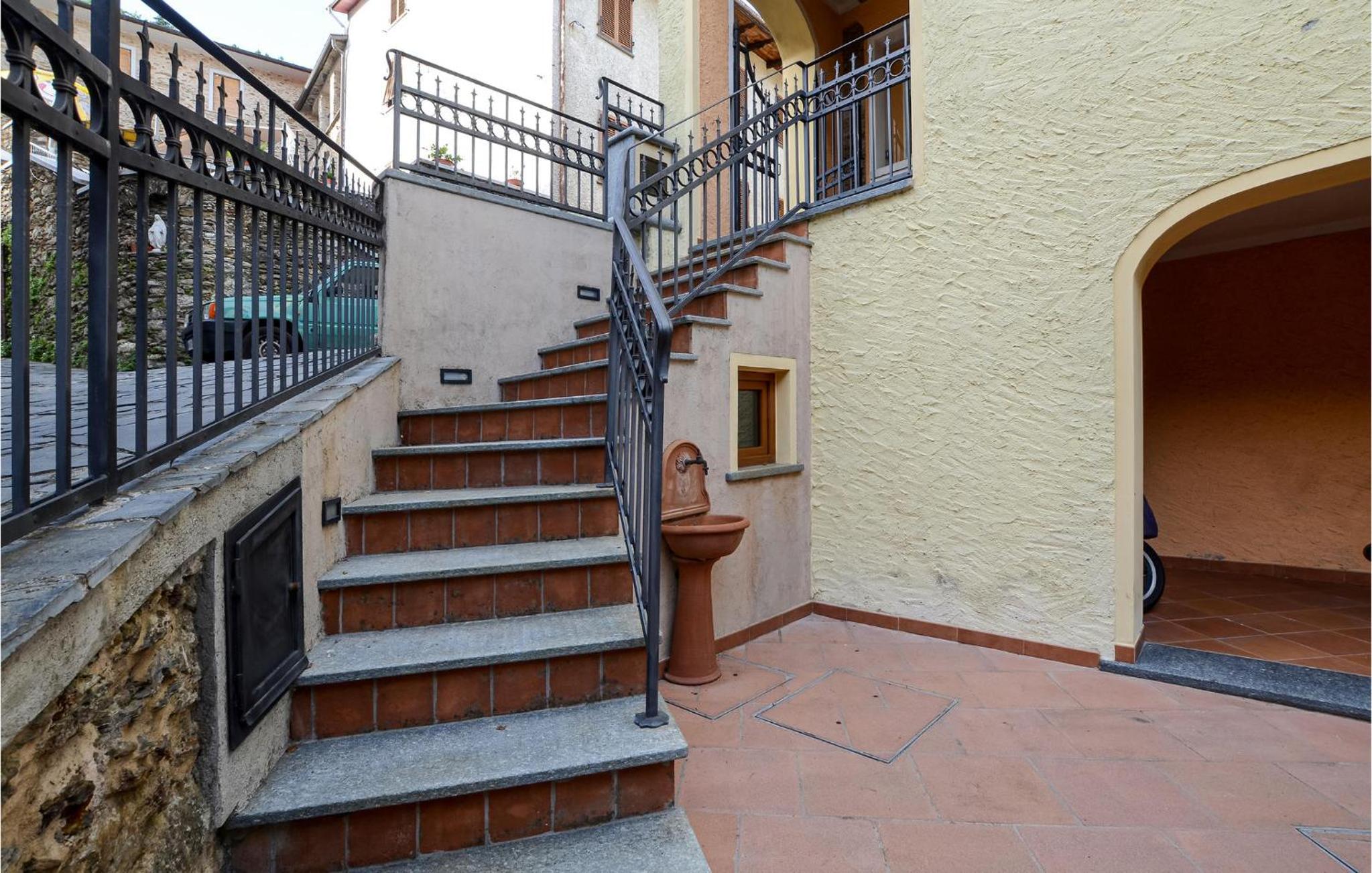 Nice Home In Terrinca With Wifi view 2