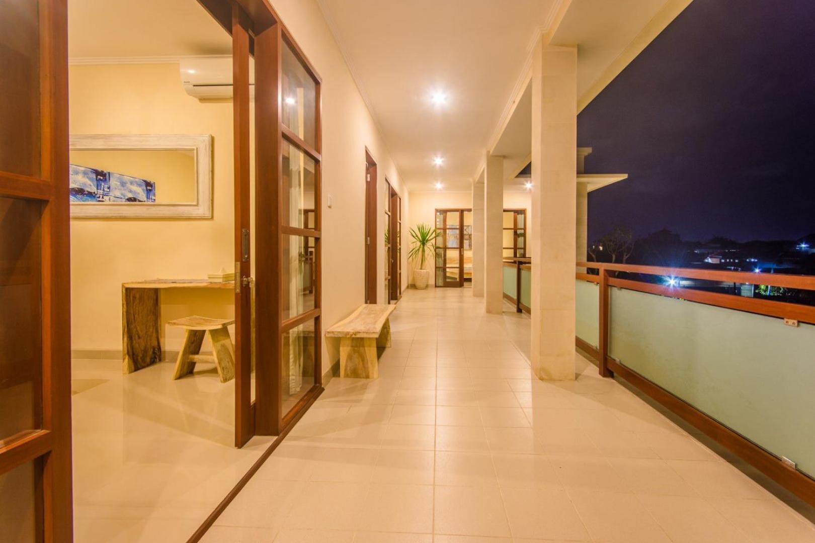 Villa Tepi Sungai - 6BR Luxury Private Pool Villa - Seminyak Sleeps 14 view 2