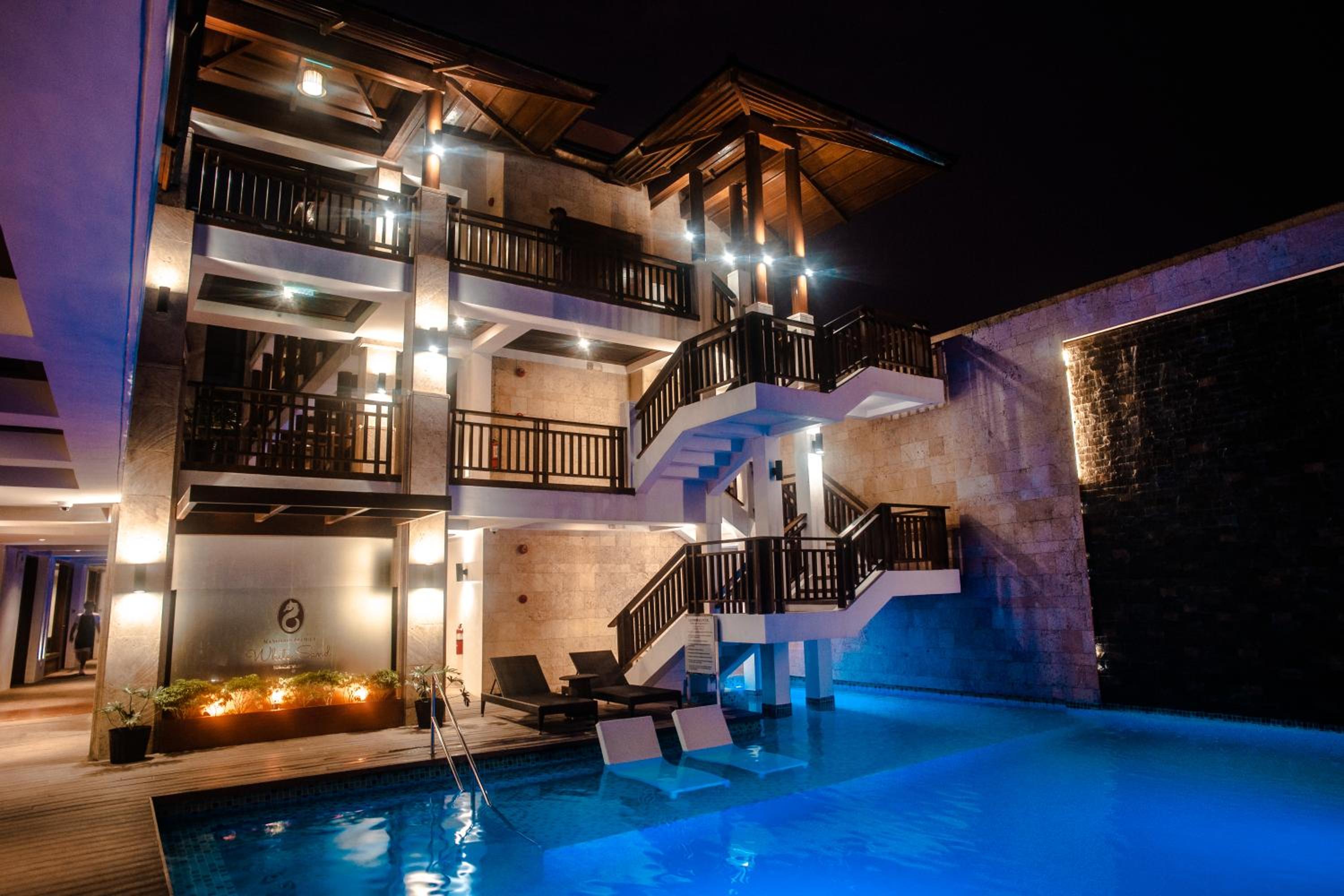 Mandarin White Sand Boracay - Image 4