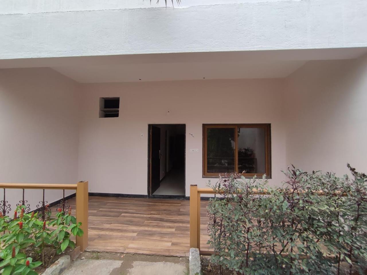 Photo 32