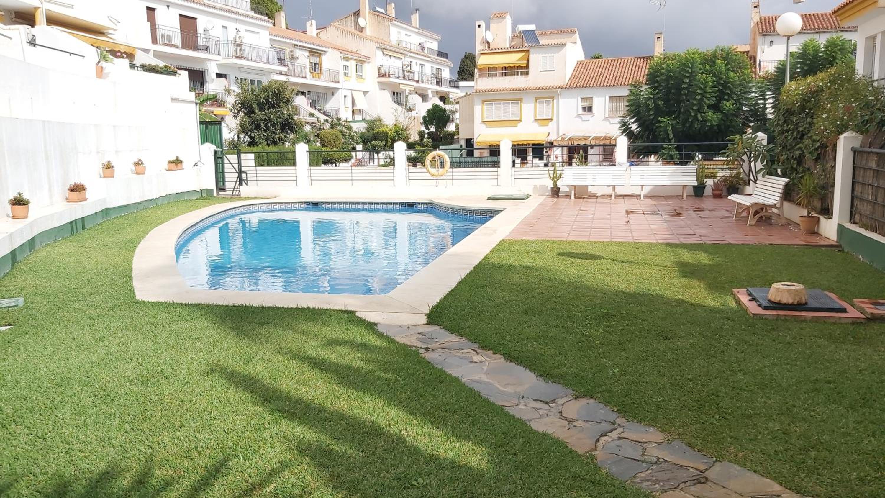 Del Parque Flats Meseta Swimmingpool