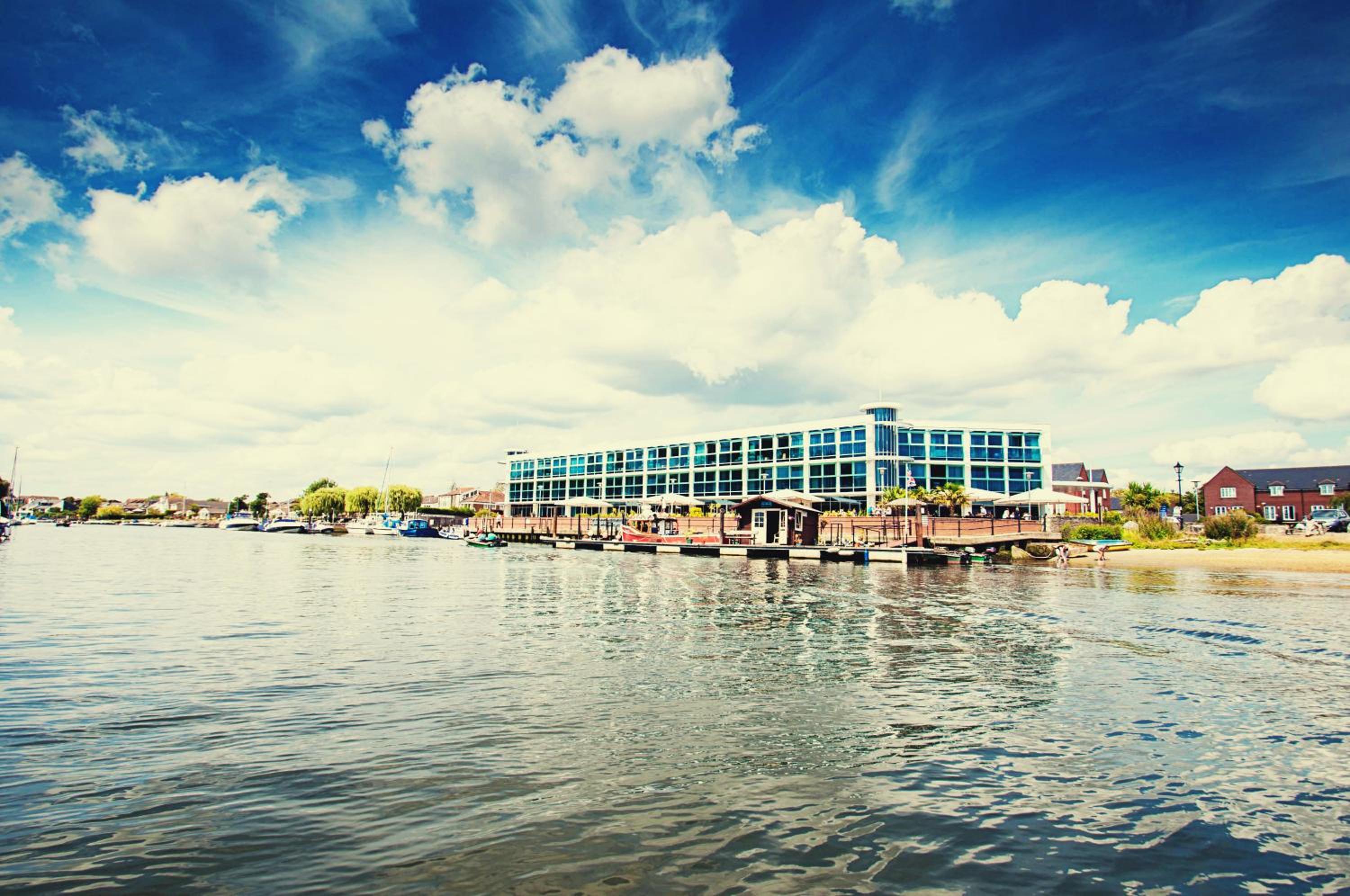 Hotel Captain's Club Hotel & Spa - Image 1