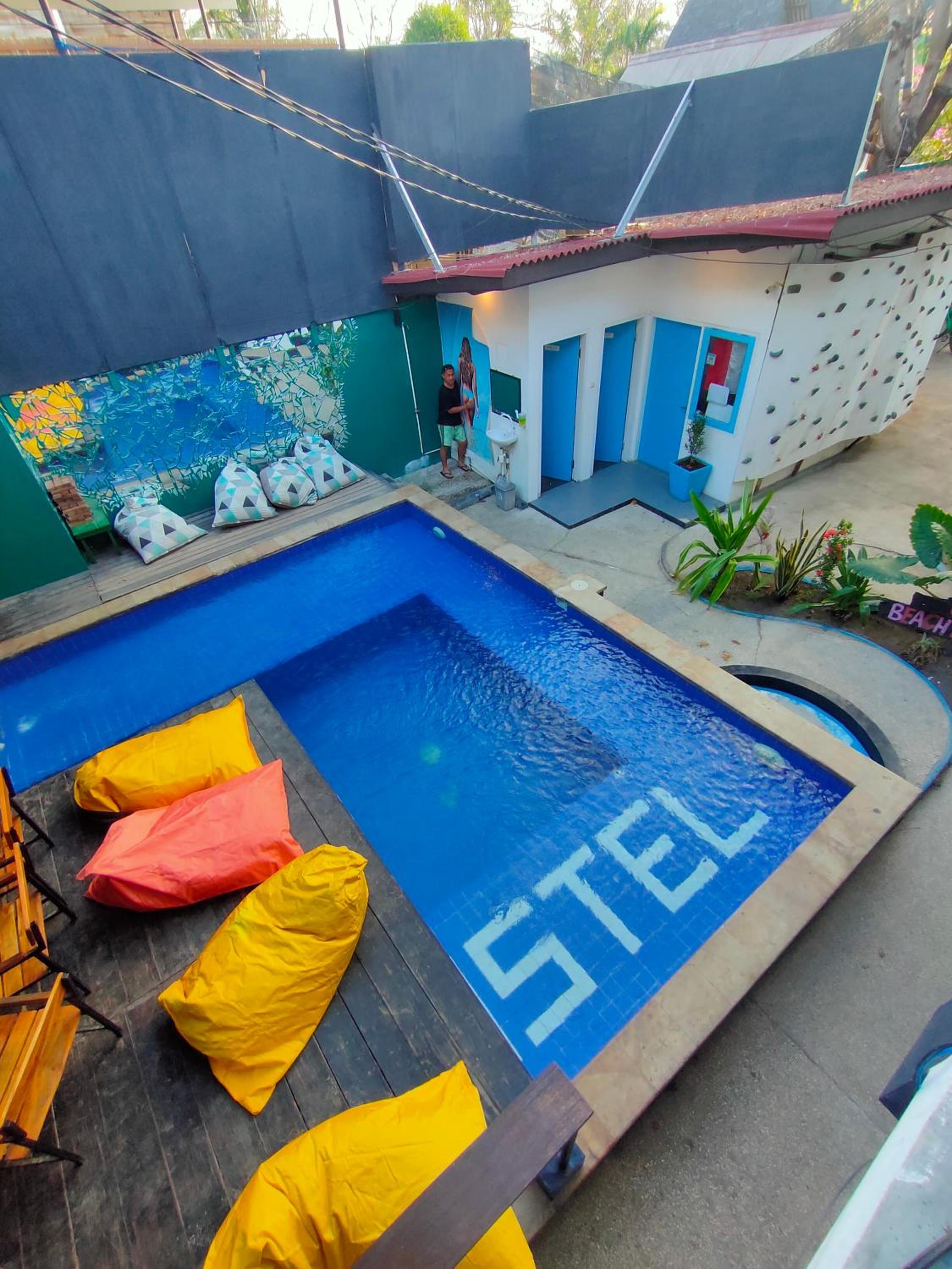 Gili Beach Bum Hostel