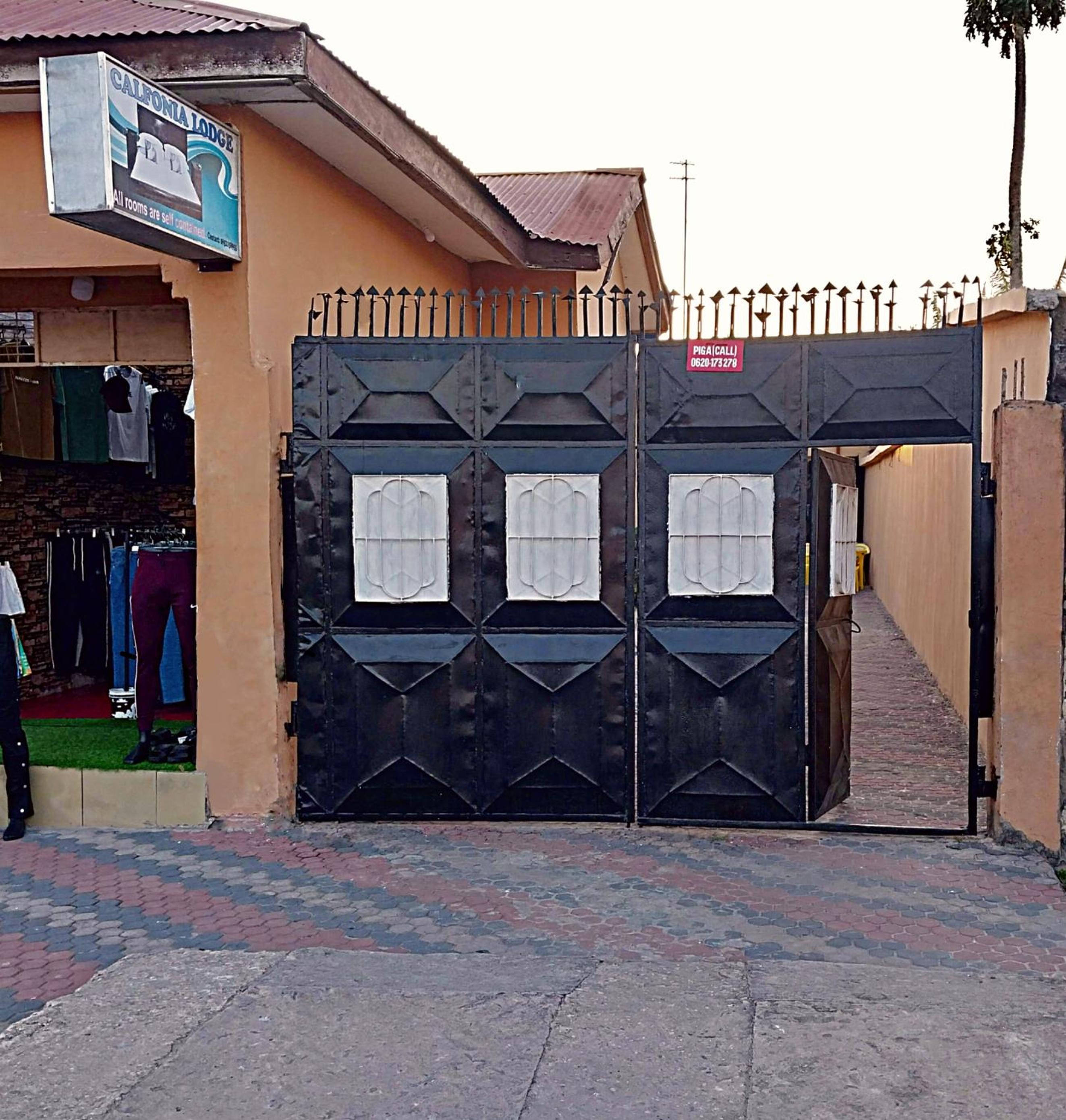 California Lodge