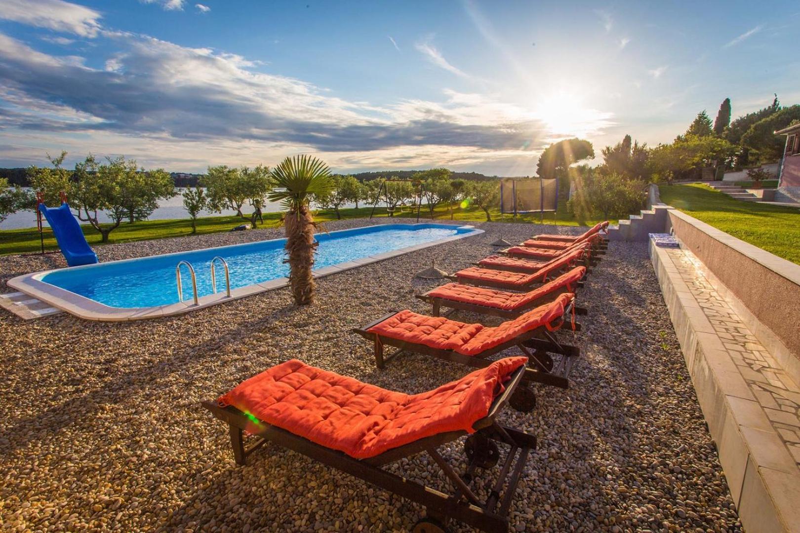 Villa Zuccon view 3