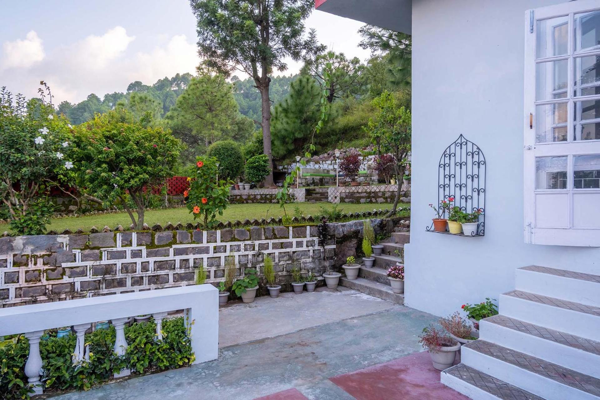 Misty Mountains Cottage - In the Lap of Nature!