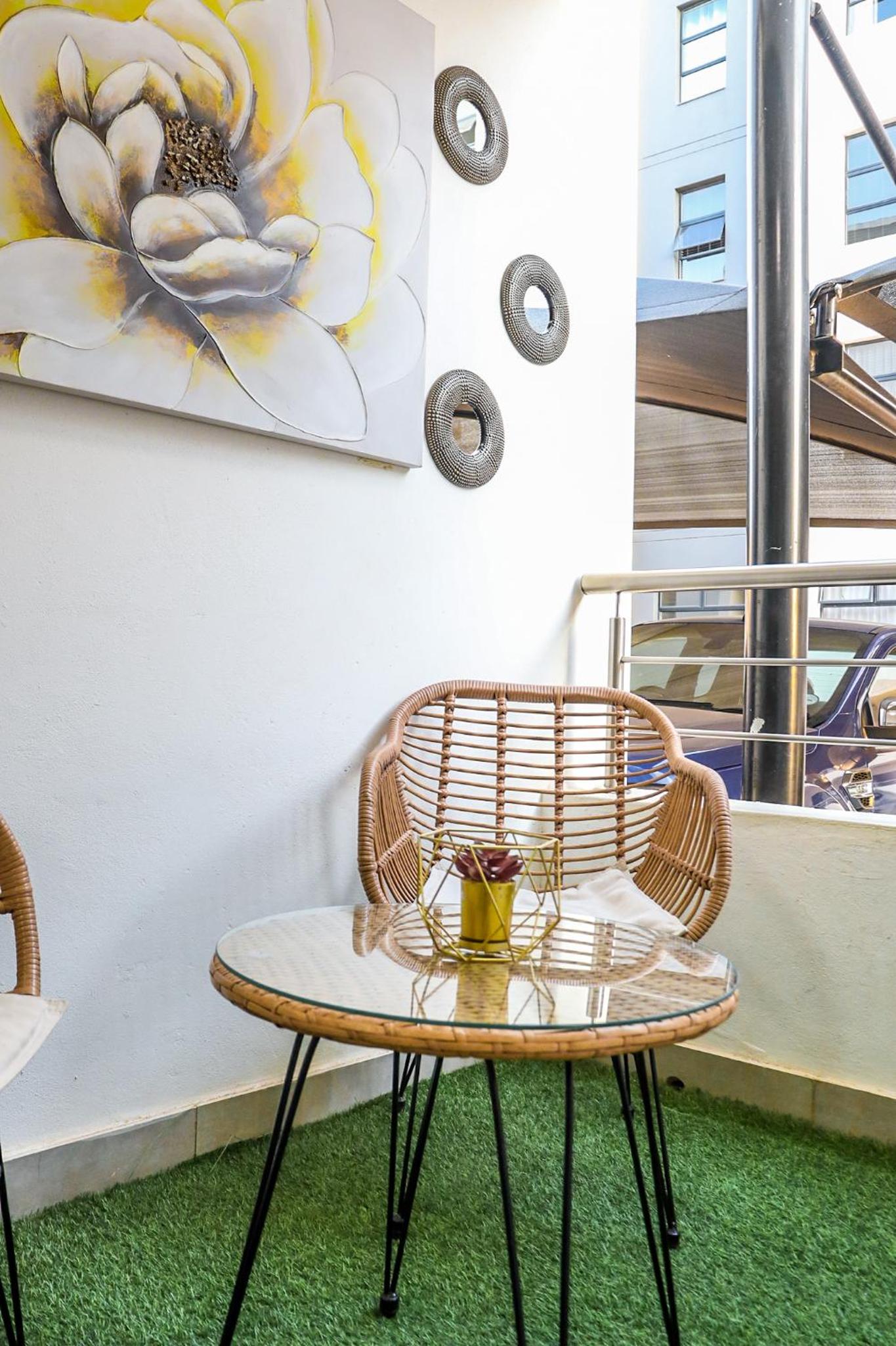 Fumo House Lifestyle Apartments