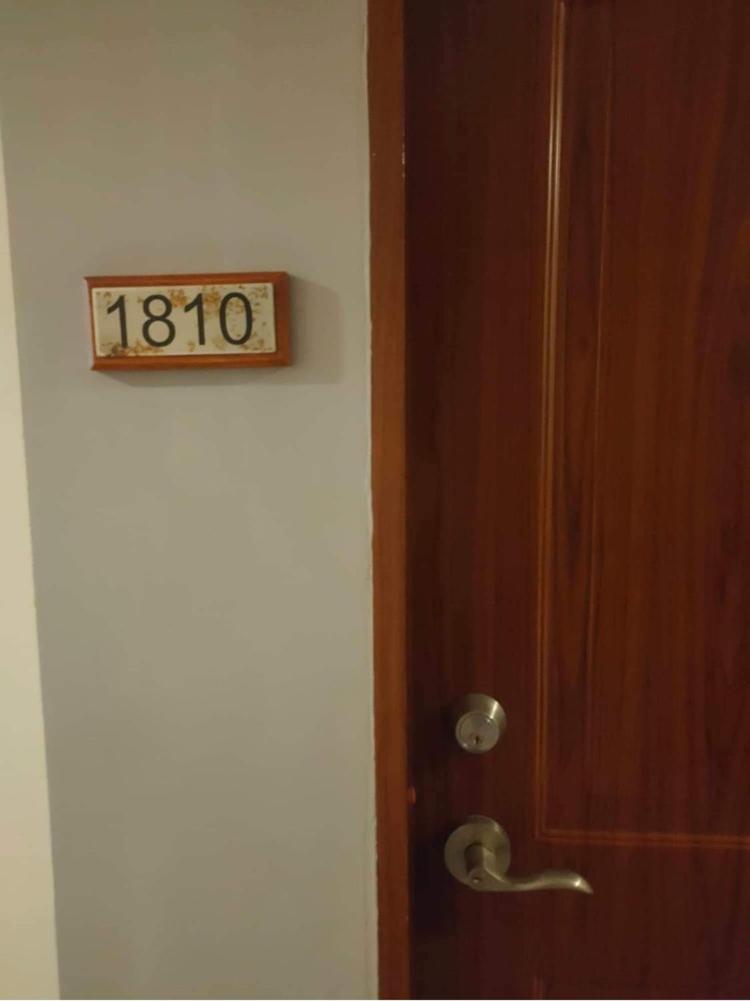 Beacon Makati Condo Free POOL Access FREE WIFI 100mbps & FREE Netflix