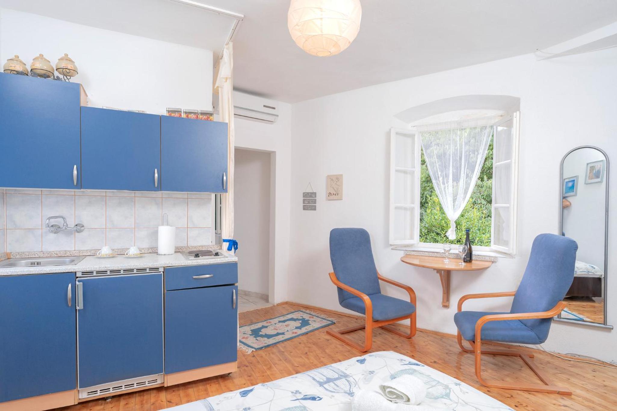Apartman studio Stari Grad 2 view 2