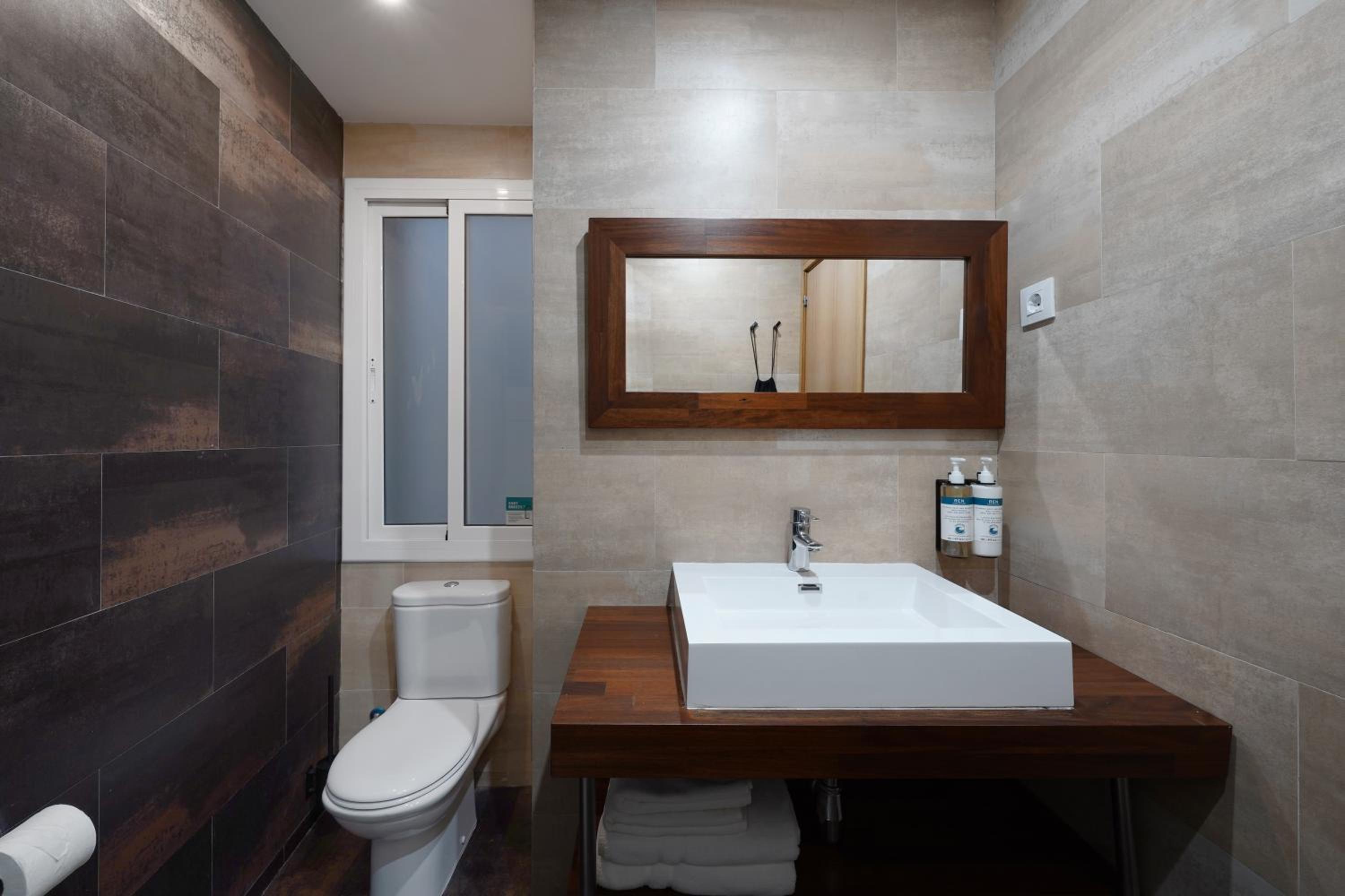 Numa Barcelona Lustre