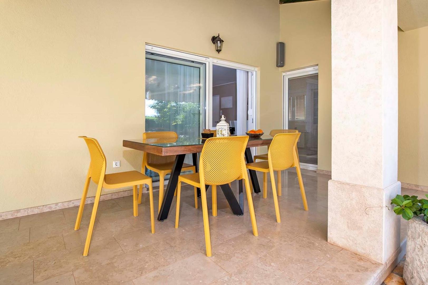 Villa Tina