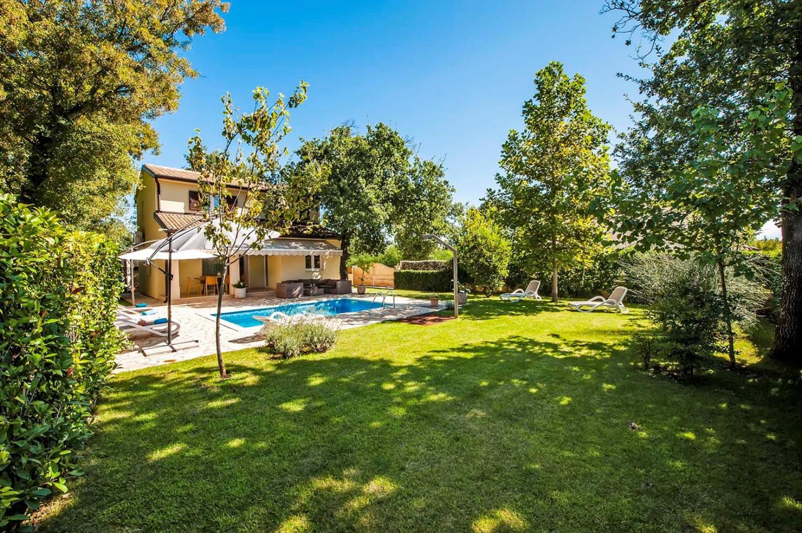 Villa Tina