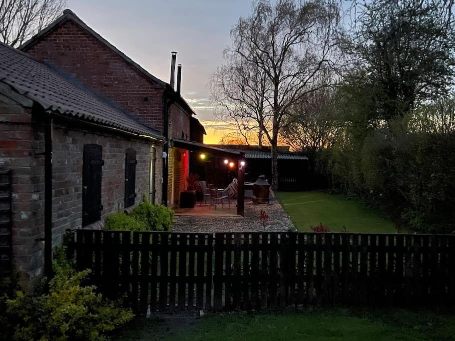 The Barn at Whitehouse Farm 18th century 3 bed Barn- Beautifully converted view 4
