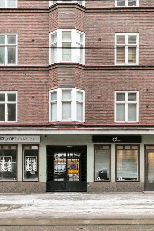 --2ndhomes Top Floor Studio in the Center of Kamppi--