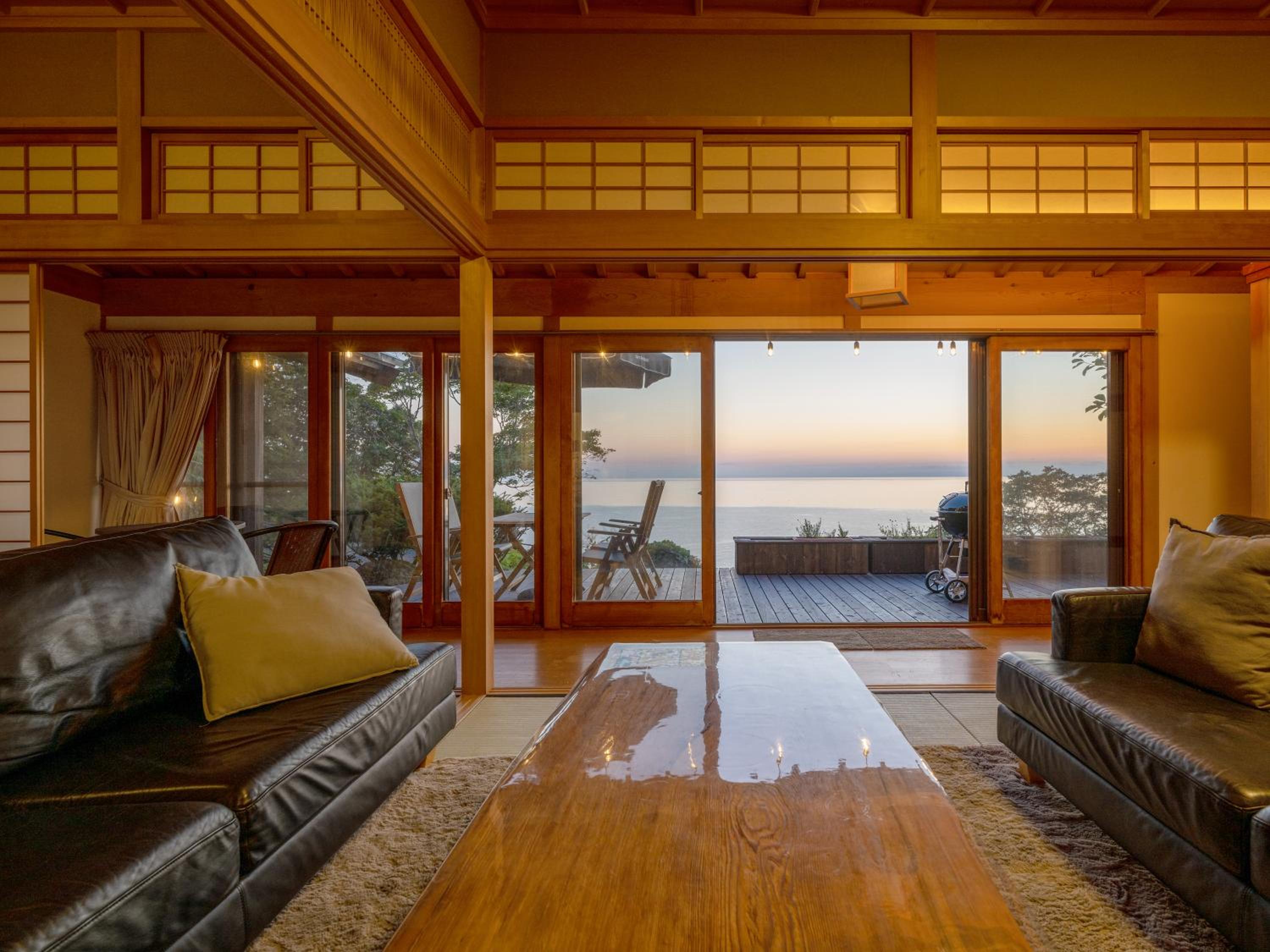 Toya cliff House view 4
