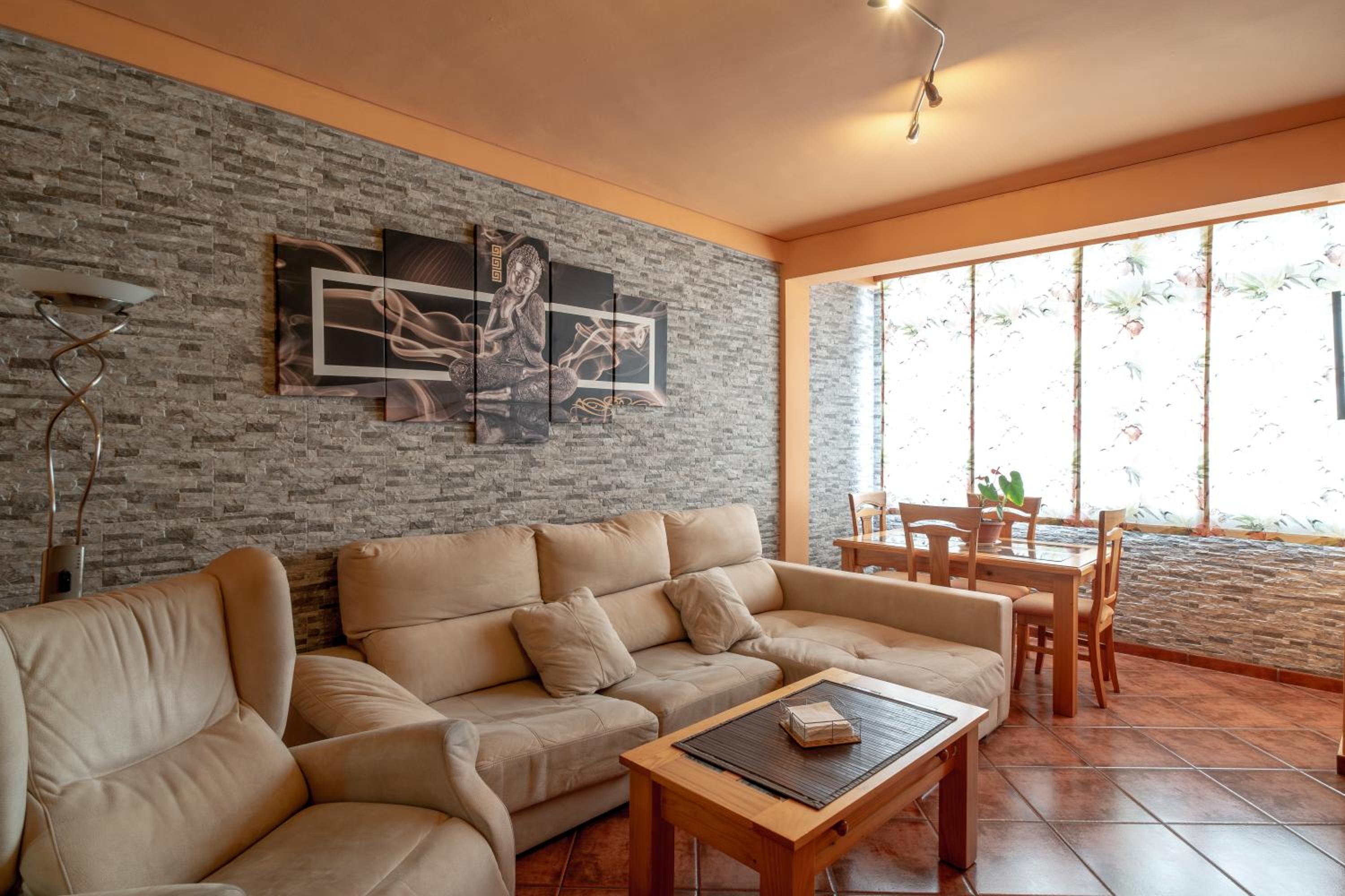 Hotel Acogedor apartamento centro ciudad, 1m playa, Terraza - Image 1