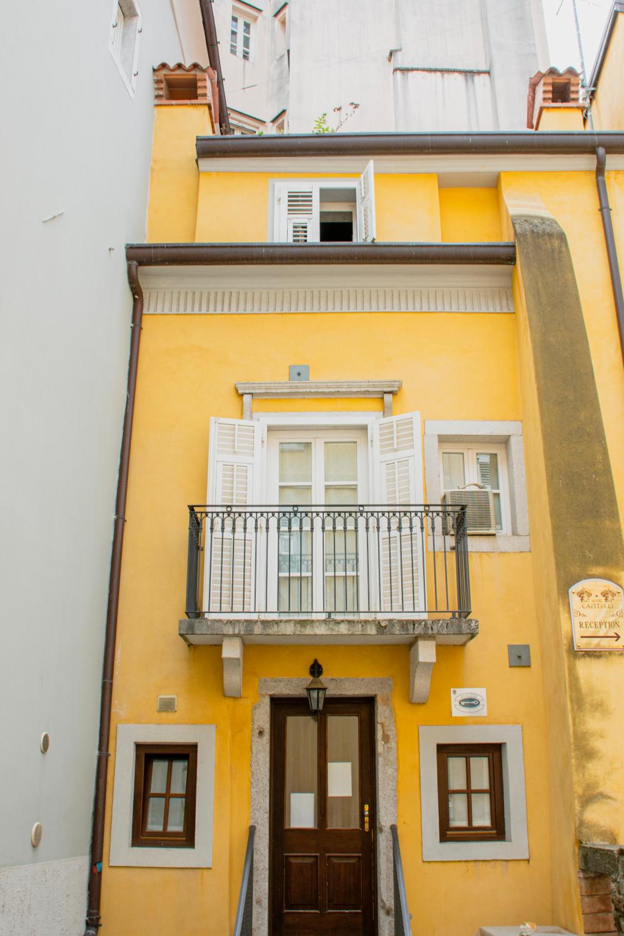 Hotel Capitelli - Image 1