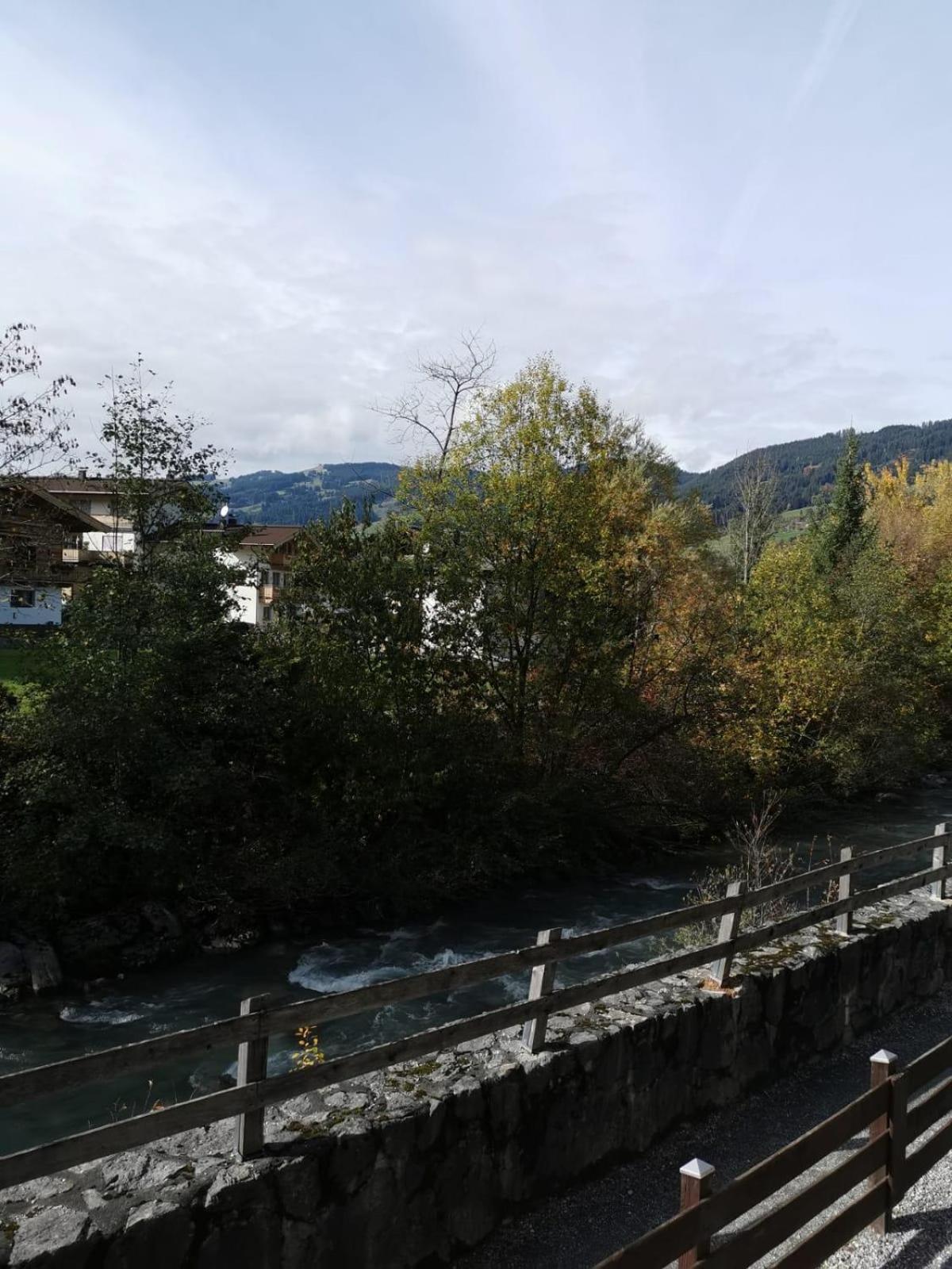 Photo 32