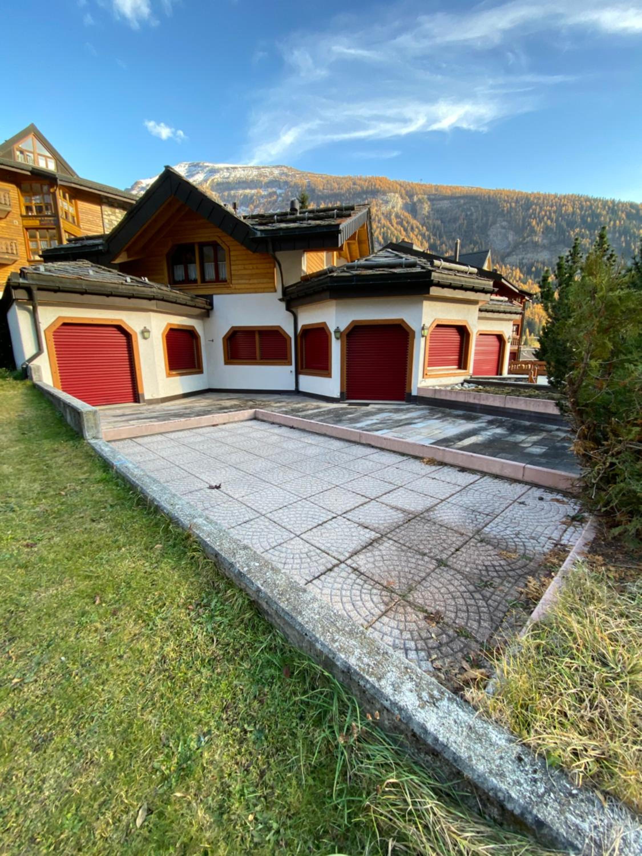 Photo 9