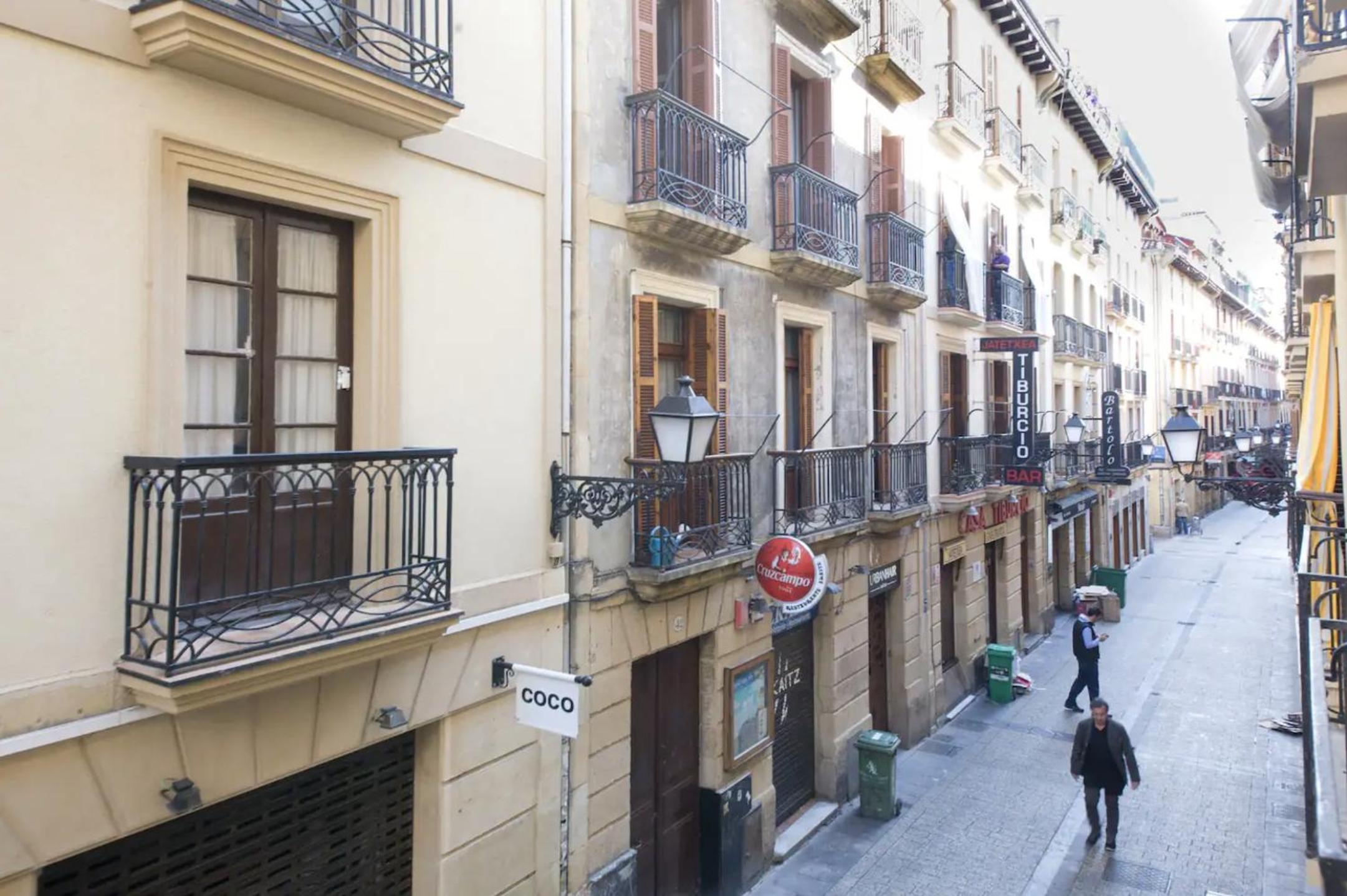 Cómodo apartamento en la Parte Vieja, Old Town