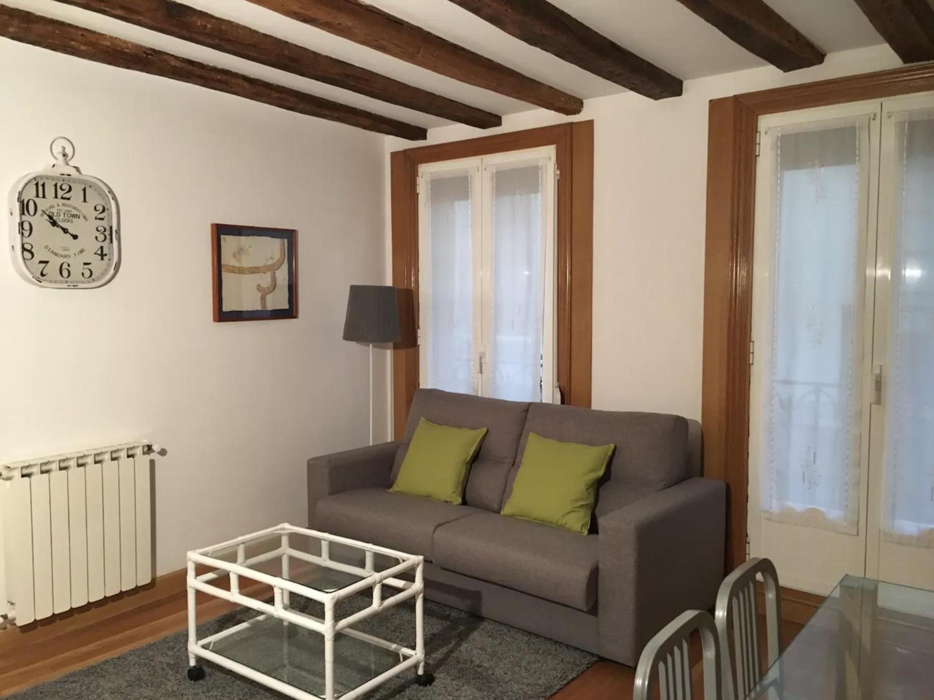 Cómodo apartamento en la Parte Vieja, Old Town