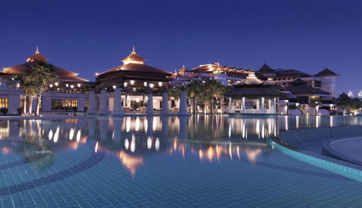 Royal Amwaj Apartments at Anantara, Palm Jumeirah, Free beach and pool access