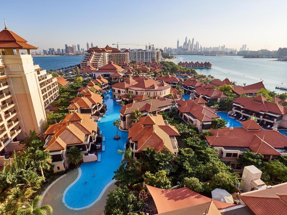 Royal Amwaj Apartments at Anantara, Palm Jumeirah, Free beach and pool access