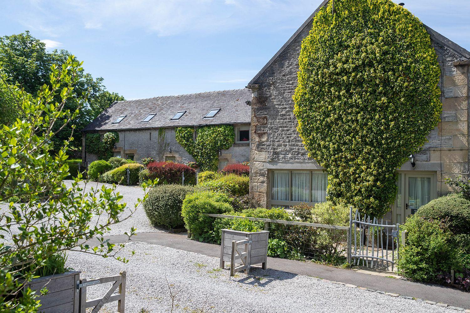 Lomas Cottage