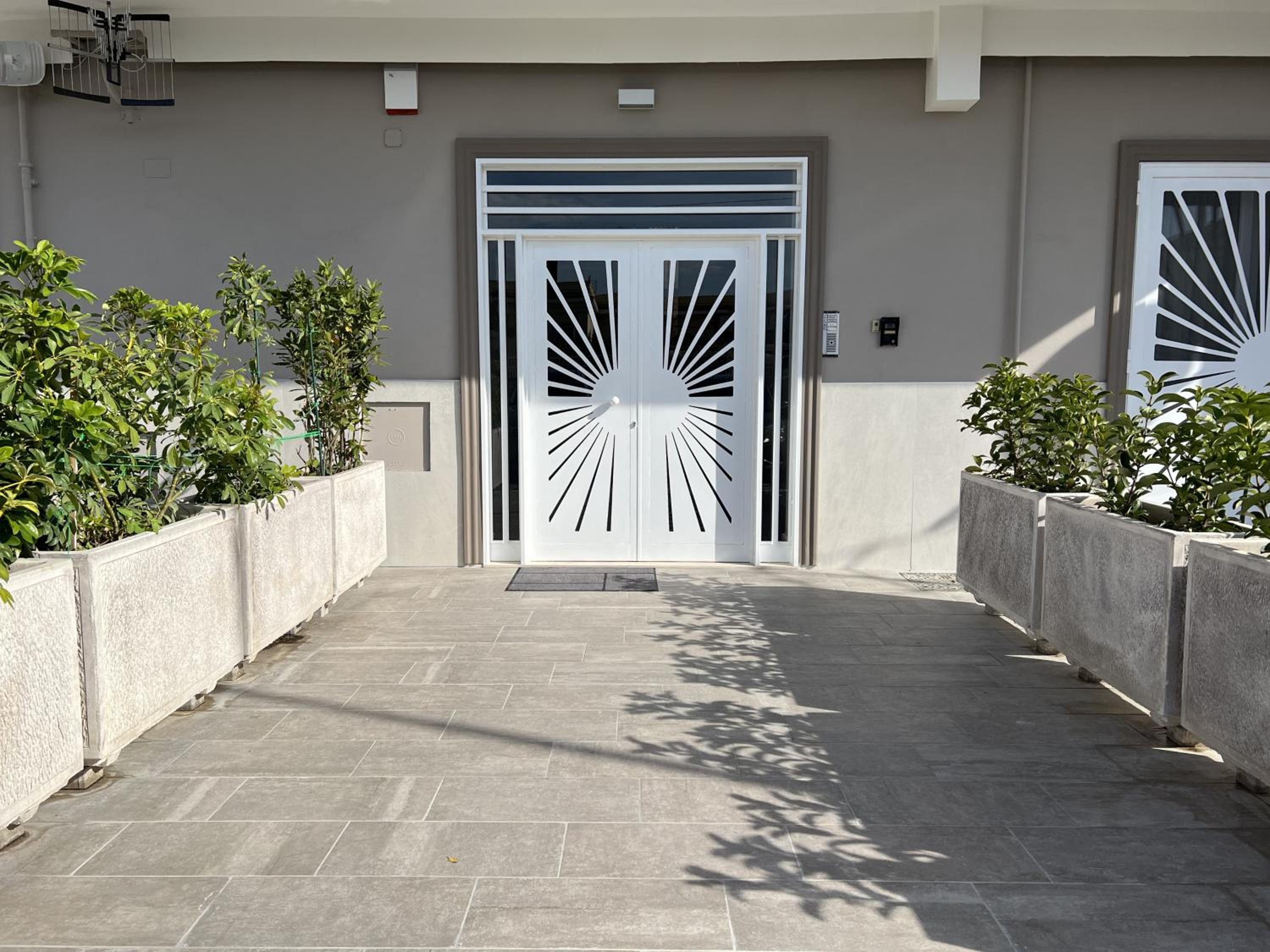 Manfredi Apartments