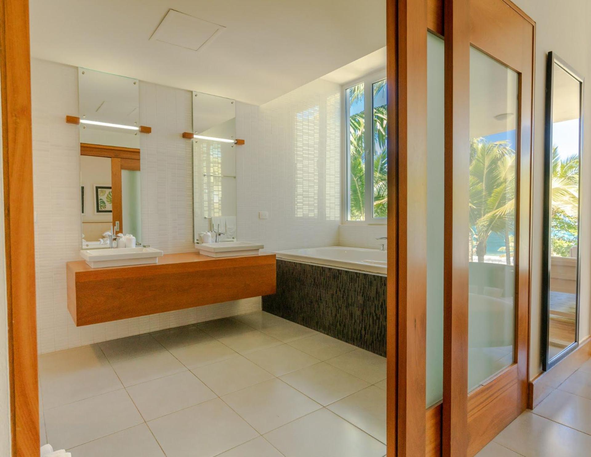 Ultravioleta Boutique Residences