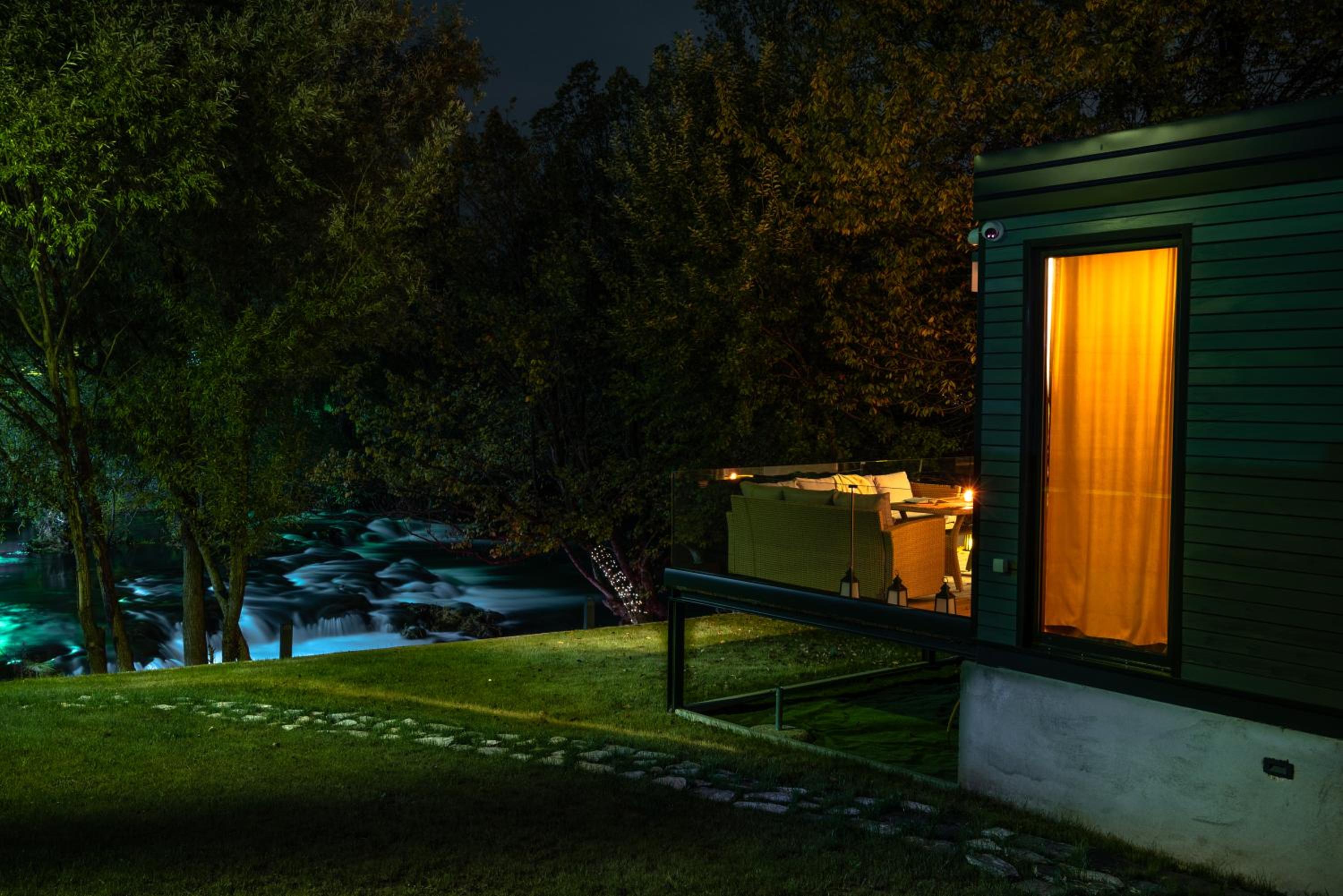 Waterfall Glamping Cabin