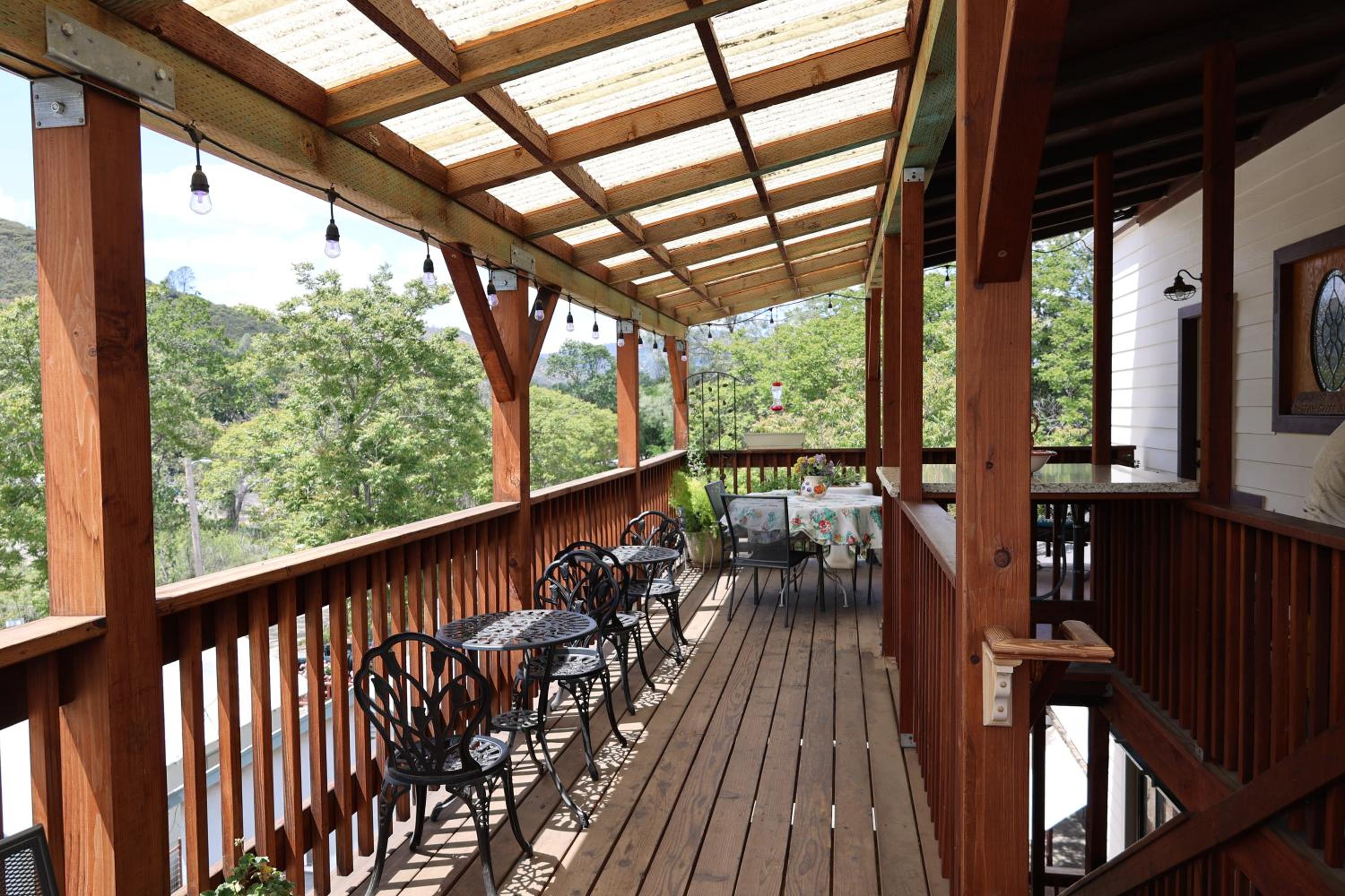 balcony