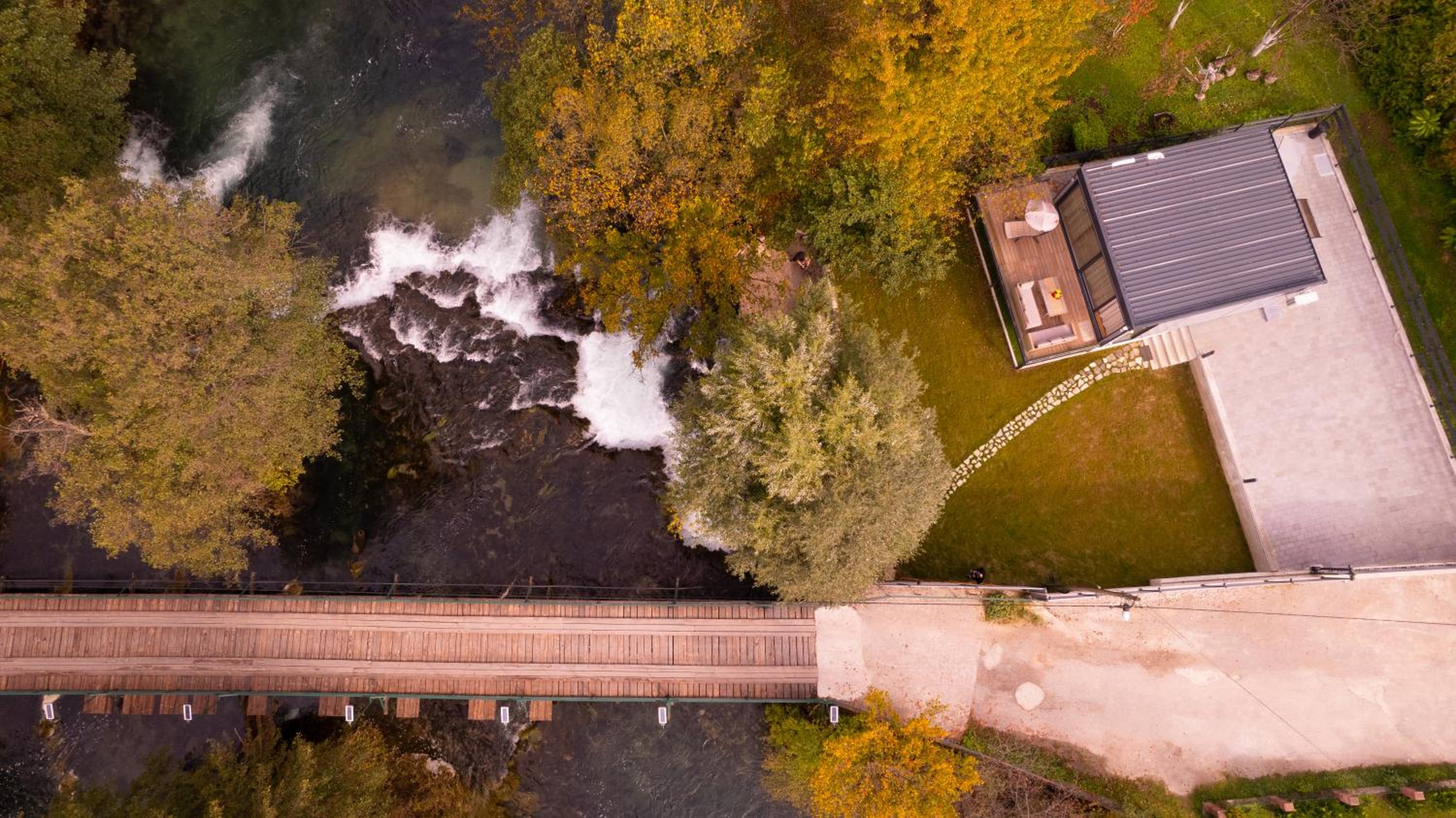 Waterfall Glamping Cabin