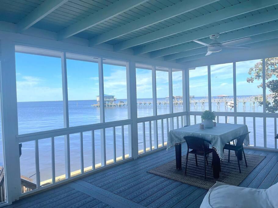 Write on the Bay, a Waterfront Retreat in Coastal Alabama view 3