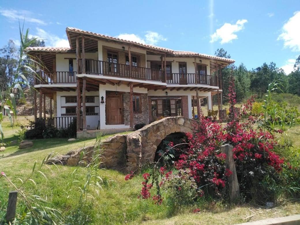 Hermoso lugar familiar cerca a Villa de Leyva