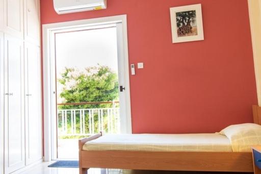 Lavish & Spacious APT with Stunning Seaview, 10 Min ATH Airport view 5
