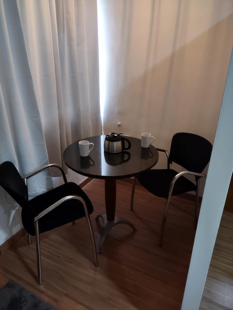 Ipê Suítes