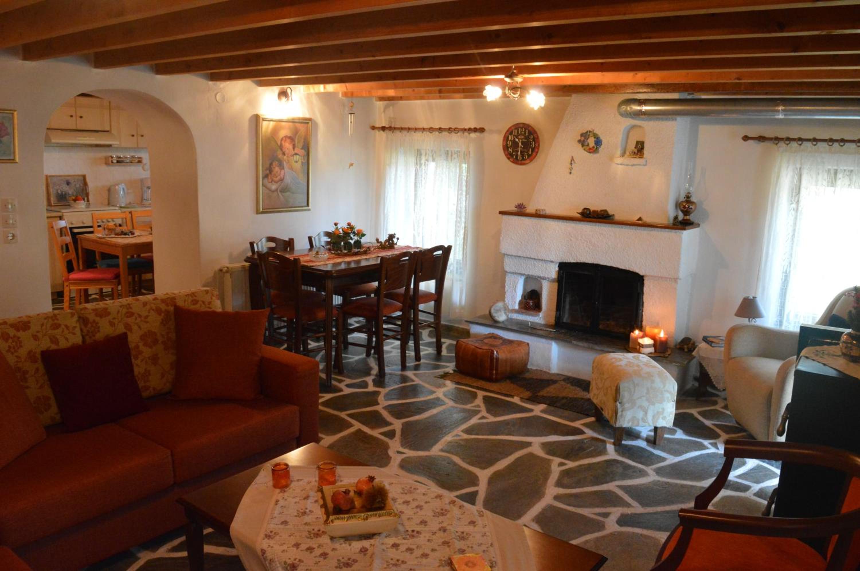 Cosy lake house, μια ανάσα πριν τη λίμνη view 5