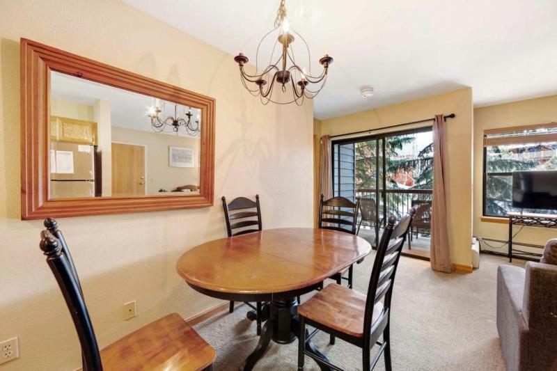 3 Bedroom Ski In Condo Only One Block From Historic Downtown, Shopping, Restaurants And Entertainment, view 5
