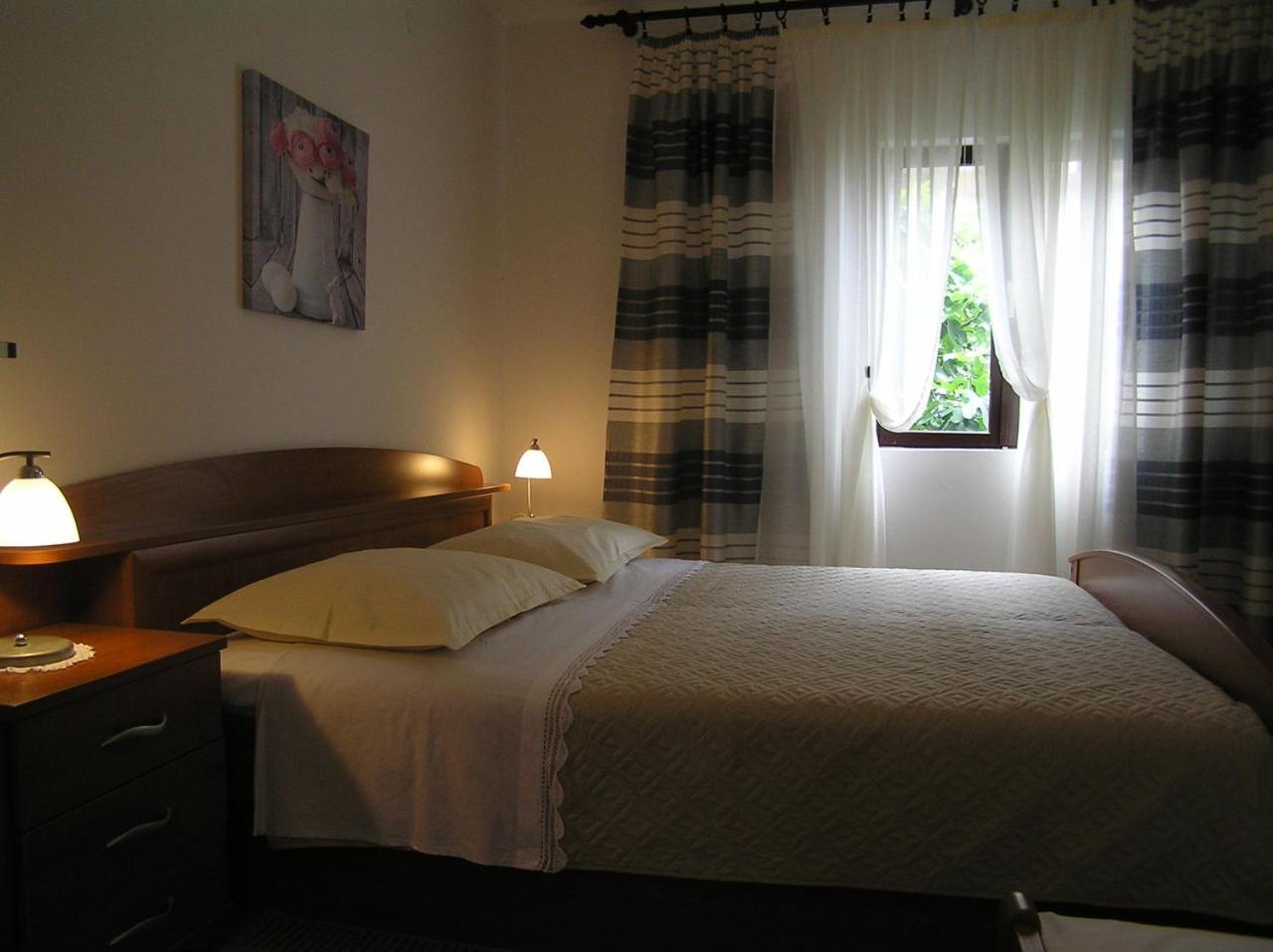 Photo 37