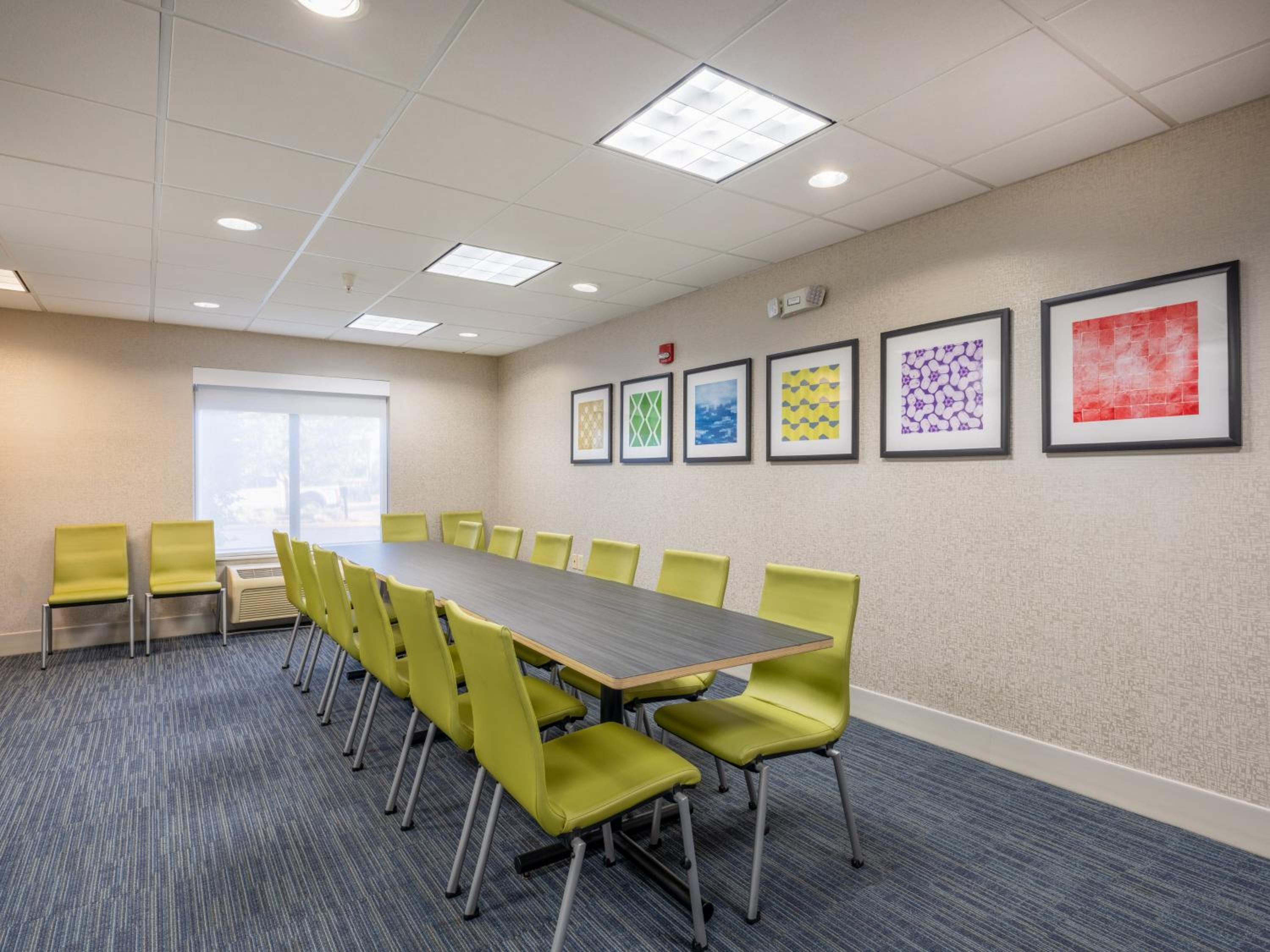 Holiday Inn Express Gas City, an IHG Hotel - Property Image 6
