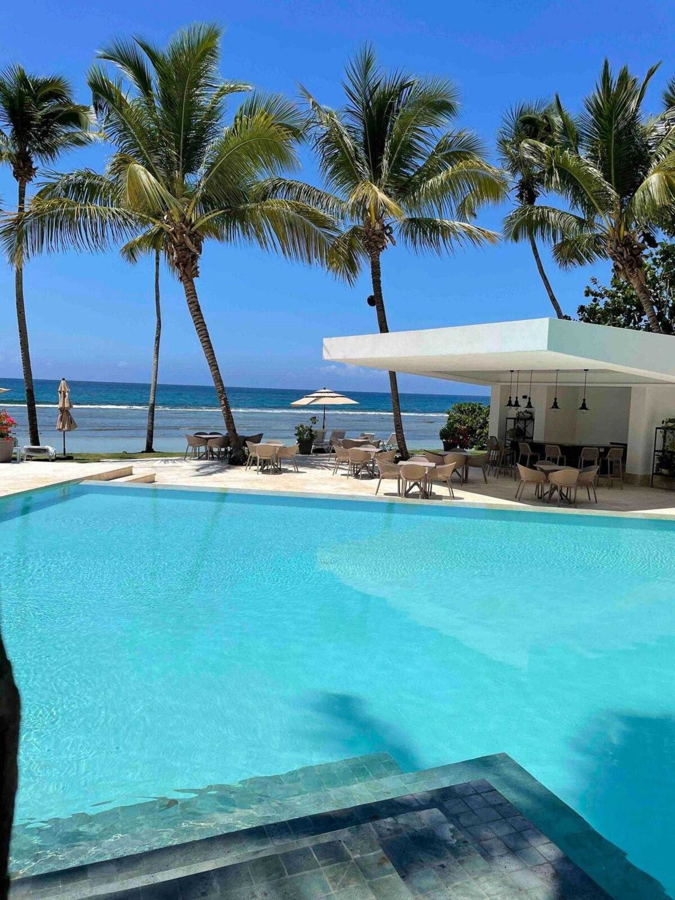Aquarella Beachfront 2BR Sunset Juan Dolio view 2