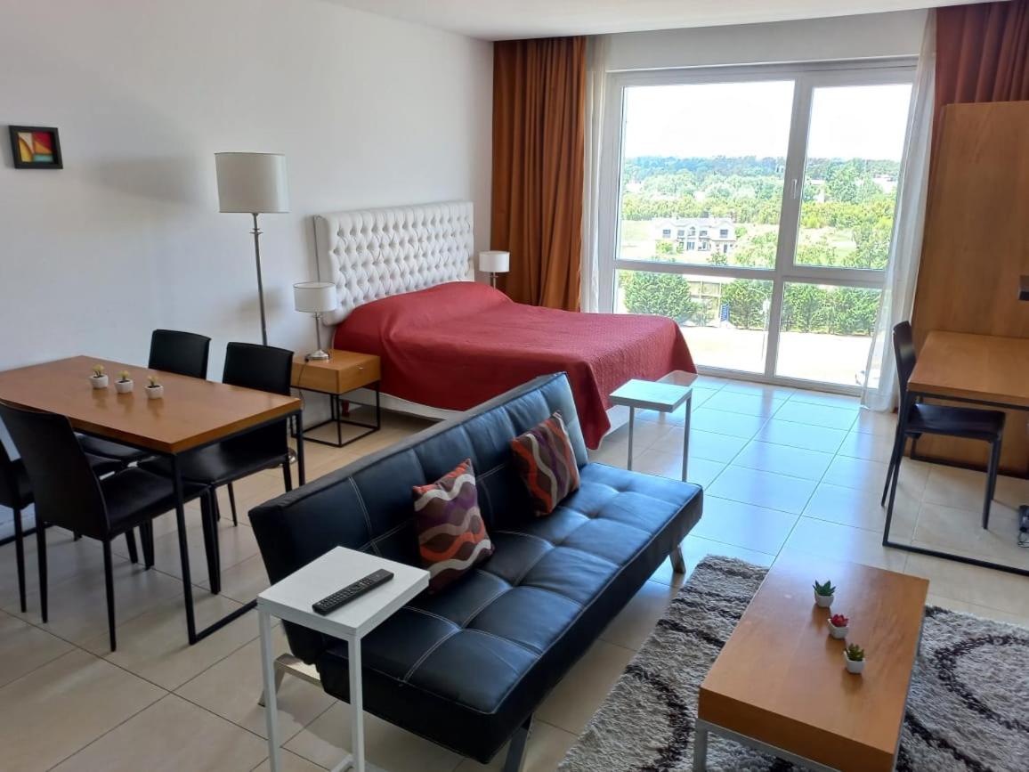 Condominios W Nordelta Bahia,Tigre,Piscina con arancel, Parking