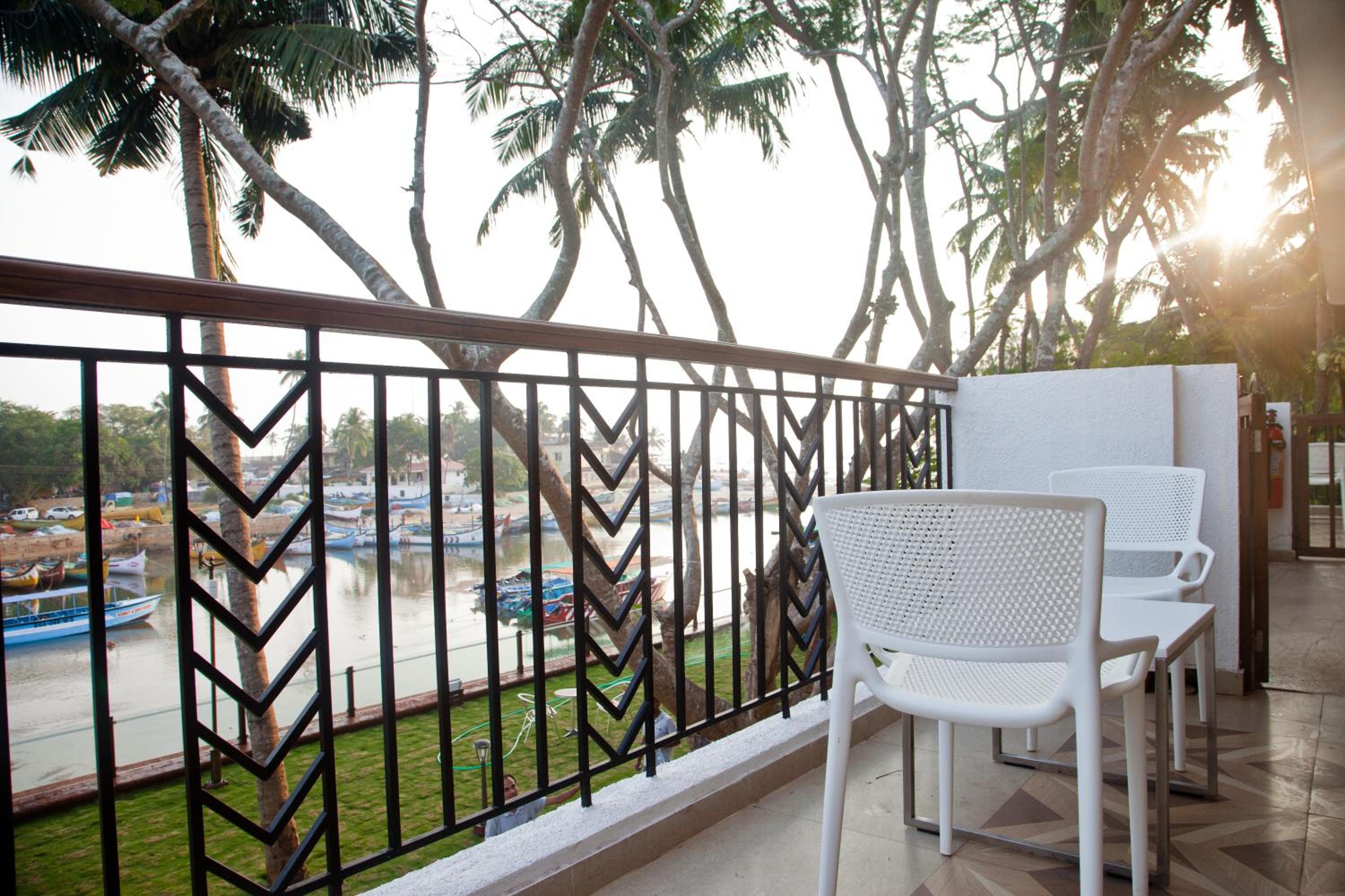 Acron Waterfront Resort