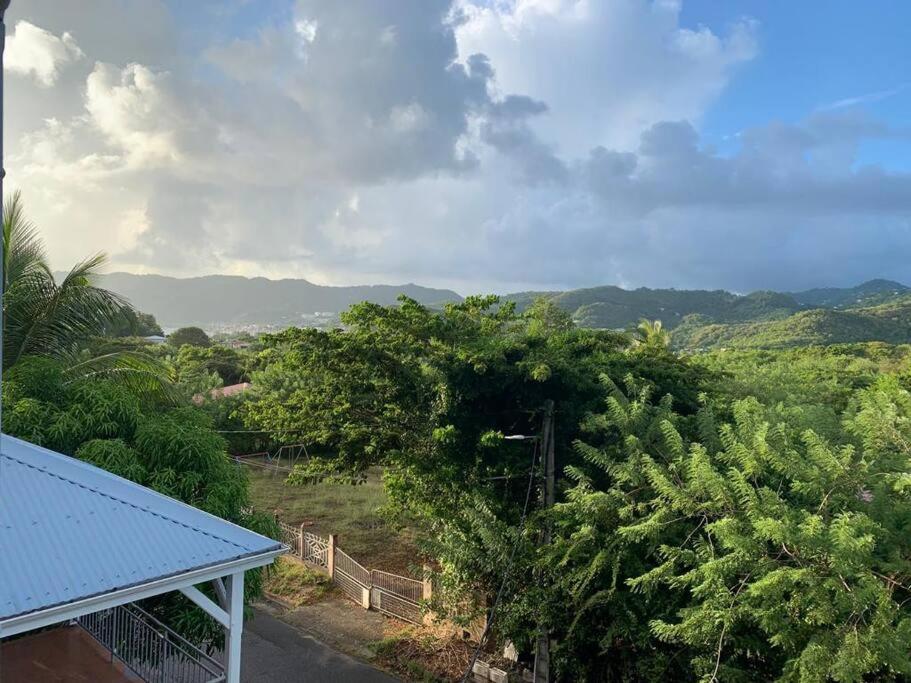 Sainte Anne, Très joli T2 refait à neuf