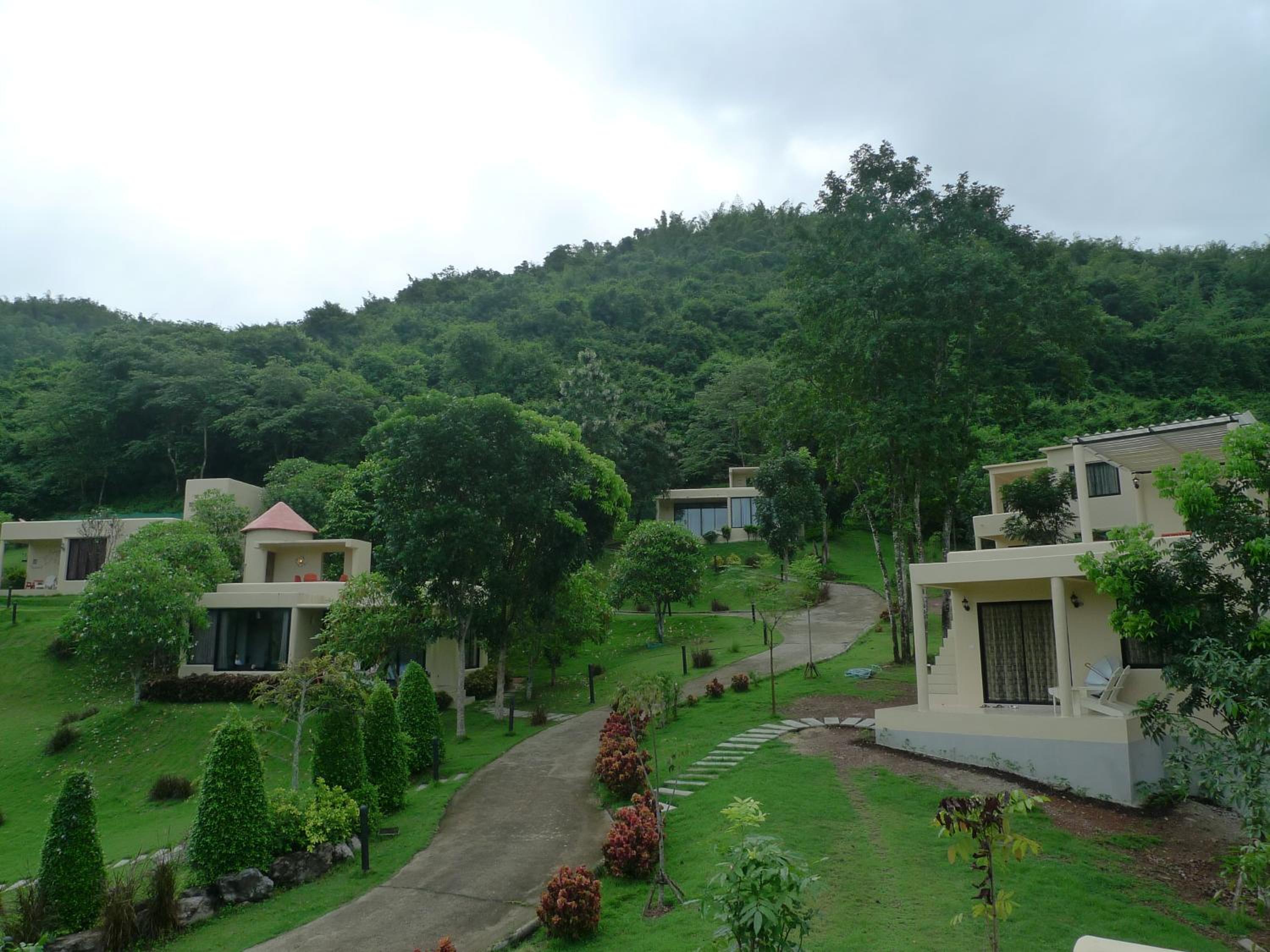 Hi-scene Resort