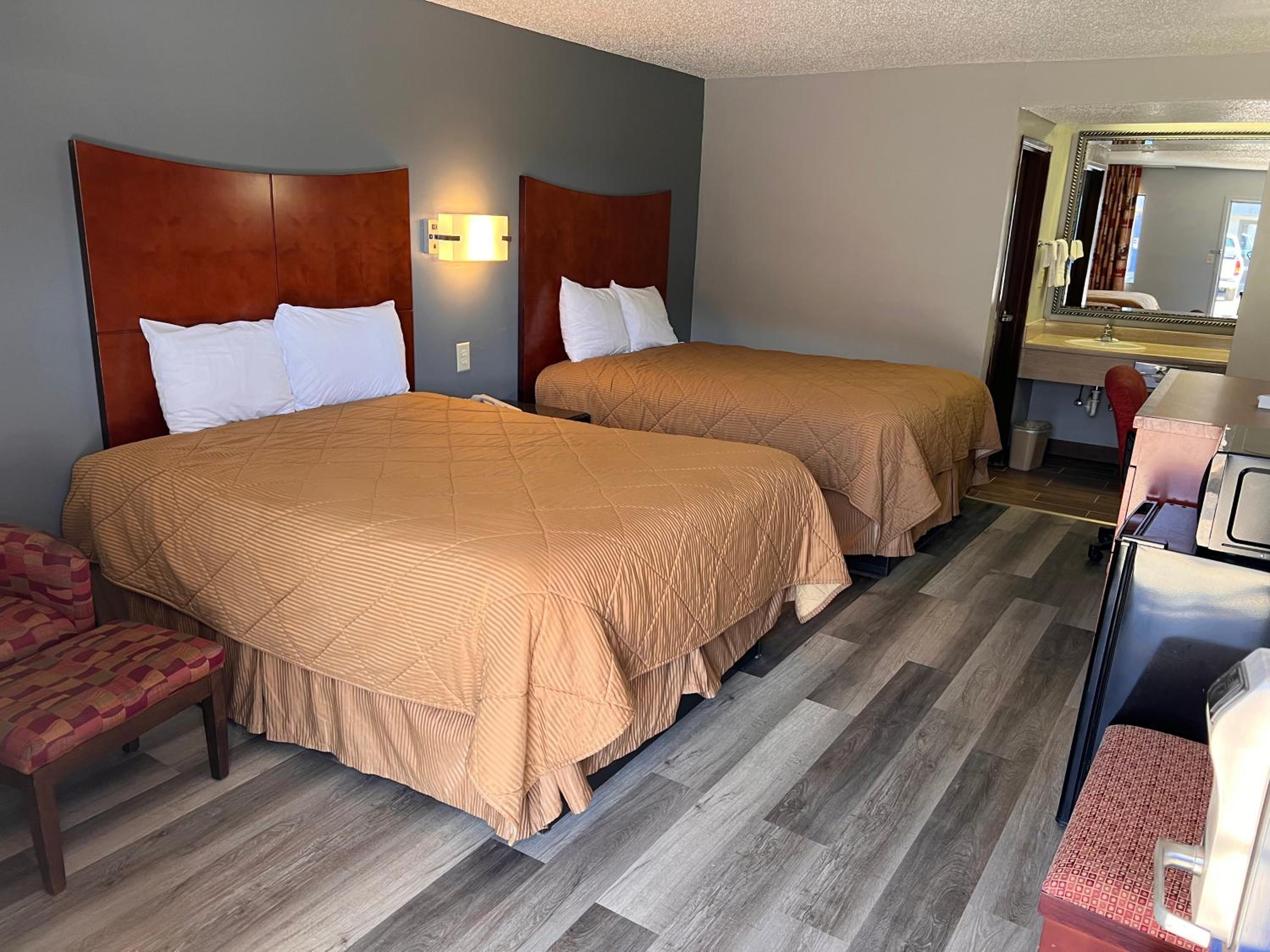 Briarwood Inn