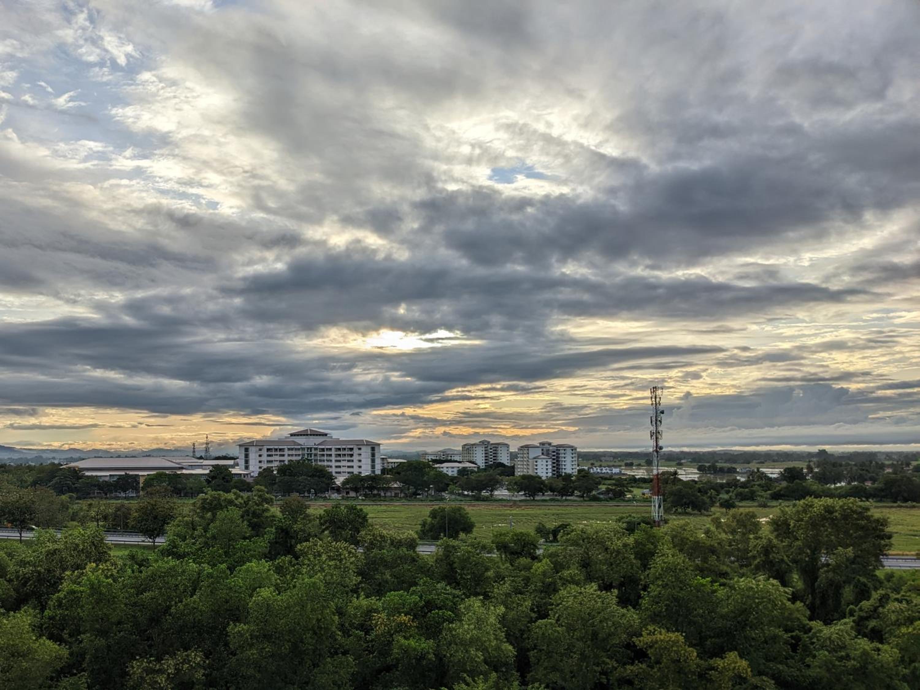 Alor Setar Imperio by IM Staycation 3bedroom & Rooftop Pool photo 4