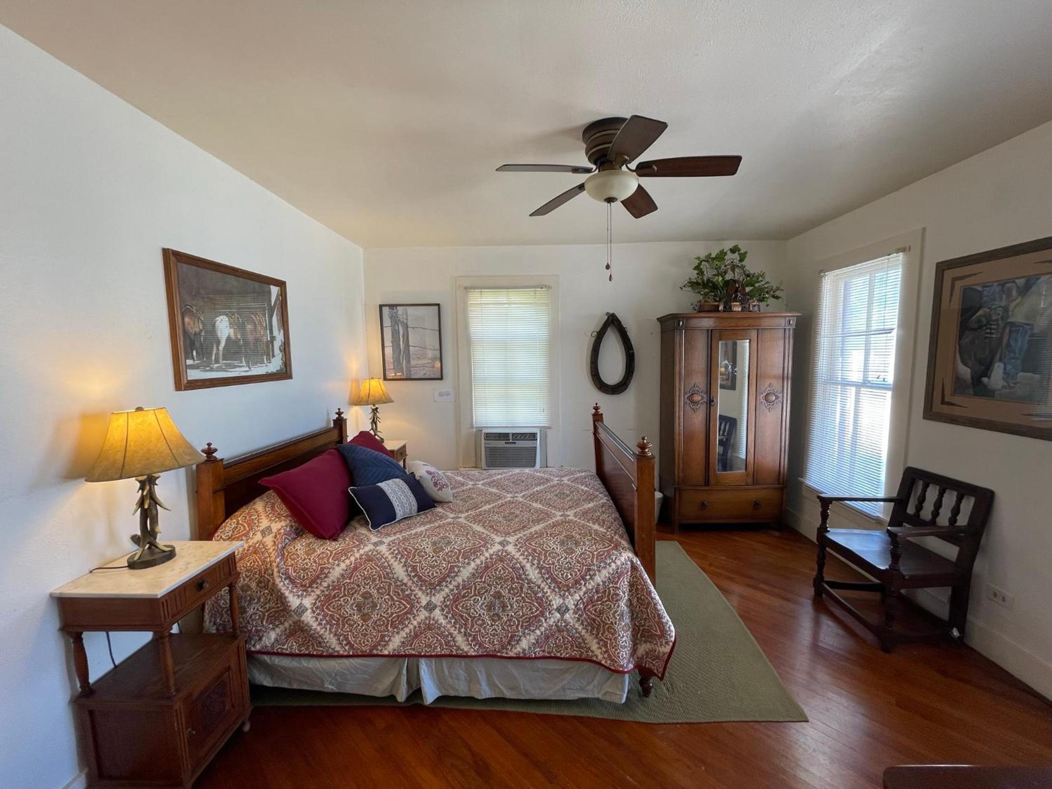 Carriage Inn - Cottage view 2